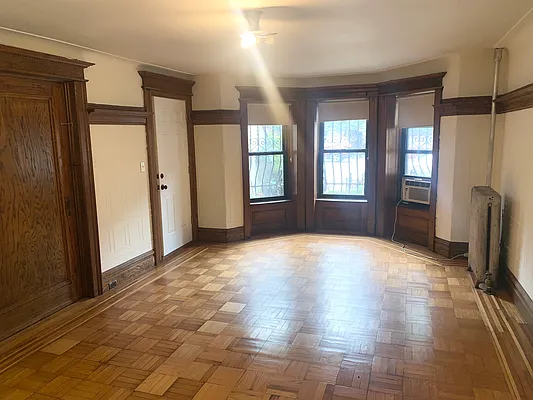 Rented by American Way Real Estate Inc | media 11