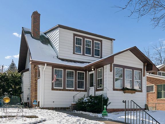 2nd image of 1706 Stanford Ave