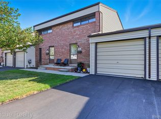 1936 Roman Ct, Warren, MI
