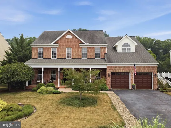 7930 Golf Vista Dr, Greencastle, PA 17225