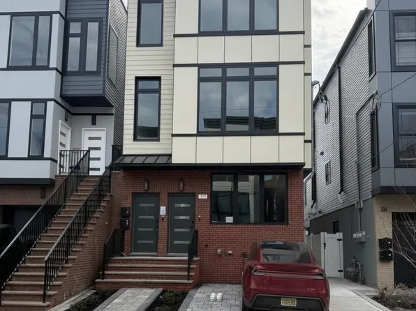 33 Graham Street image 1 of 4