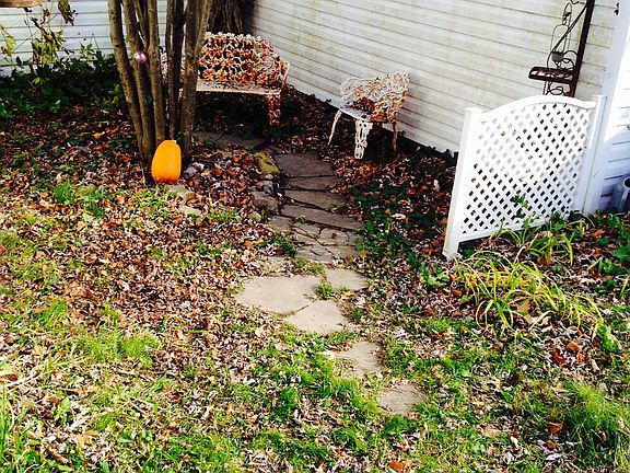 5th image of 12774 Samuel Dr