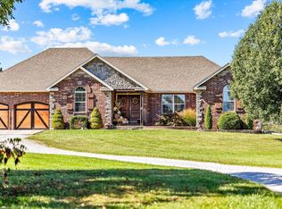 2838 Pleasant View Dr, Mansfield, MO 65704