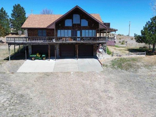24 McGinleys, Lemoyne, NE 69146