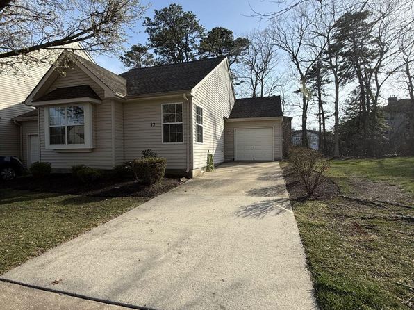 12 Timberline Dr