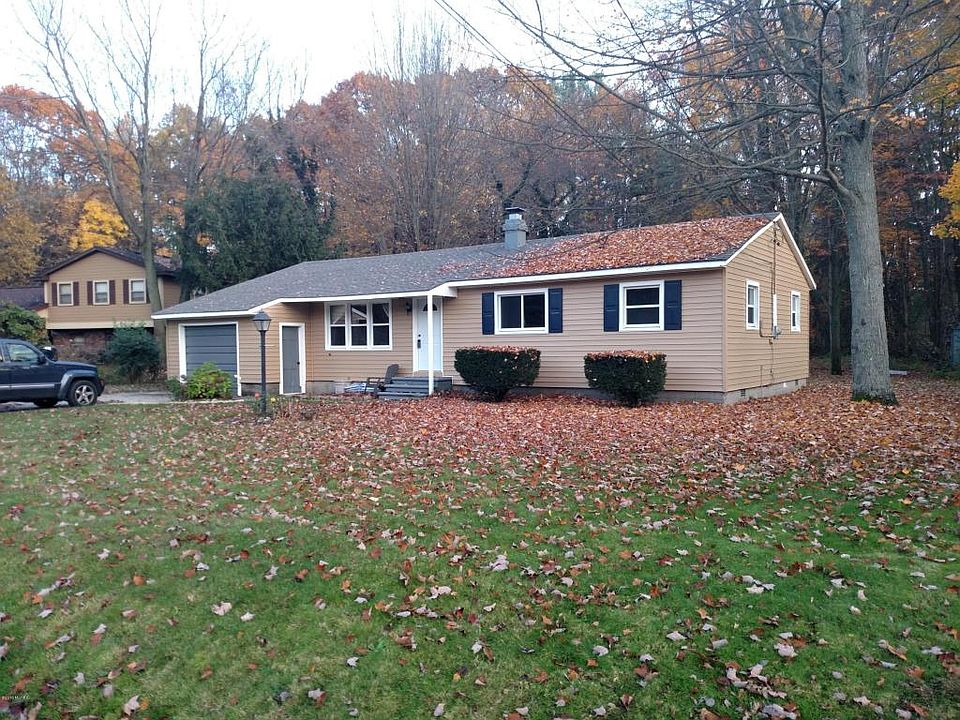 1st image of 3429 Spruceway Dr