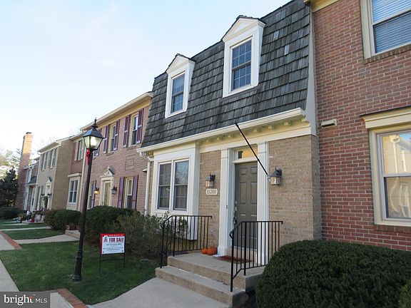 2nd image of 15310 Georgian Square Ct
