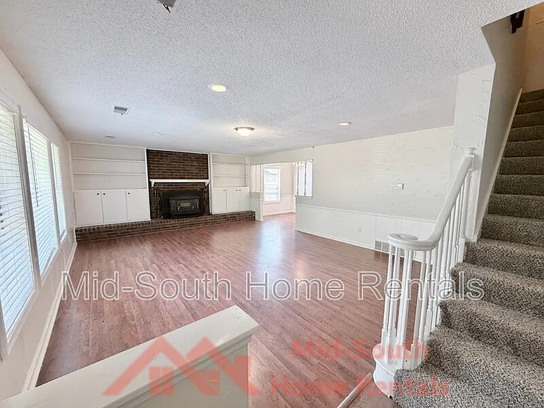 2373 W Monica Dr — Photo 5