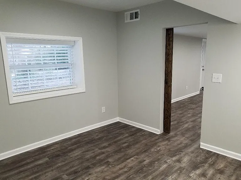 2346 Doreen Ct #BASEMENTAPT — Photo 8