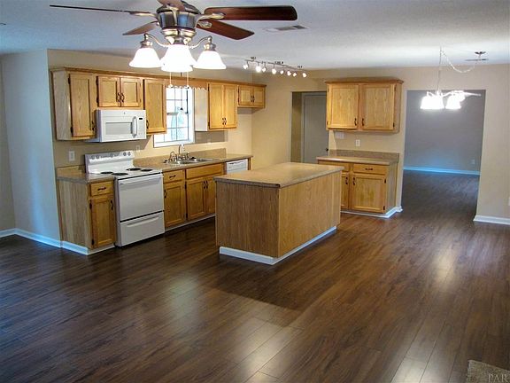 3rd image of 5630 Vestavia Ln