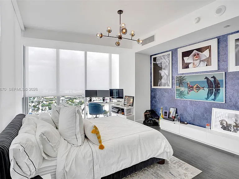 1100 Biscayne Blvd #3708 — Photo 9