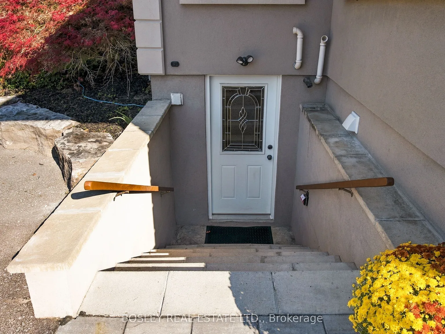 2 bed, $1,600 — Photo 2
