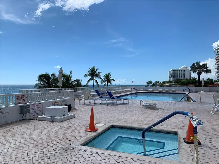 1370 S Ocean Blvd #1403 — Photo 37