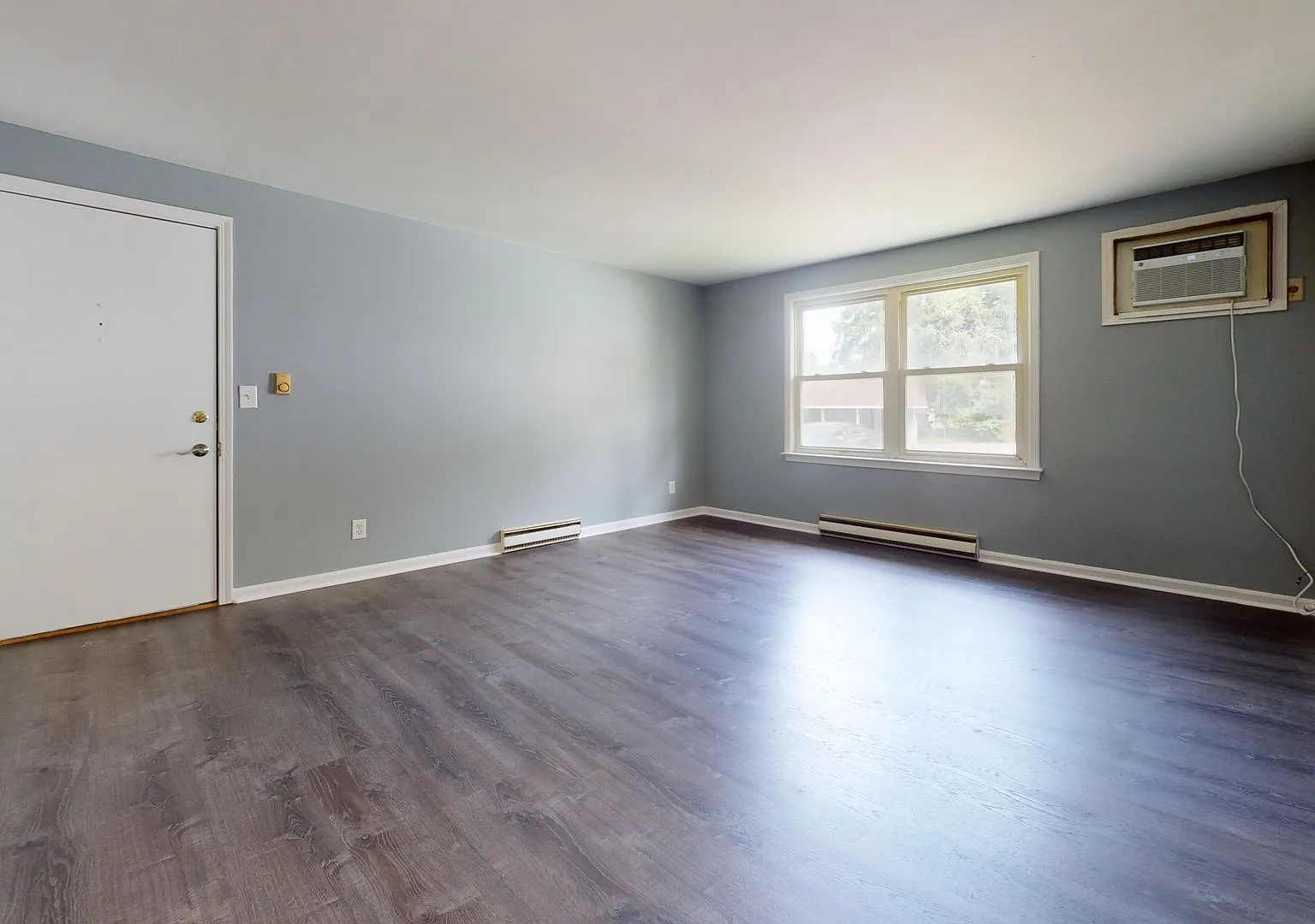 315 Wood St — Photo 4