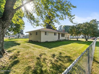 1810 W Honeysuckle Ave, Hayden, ID, 83835
