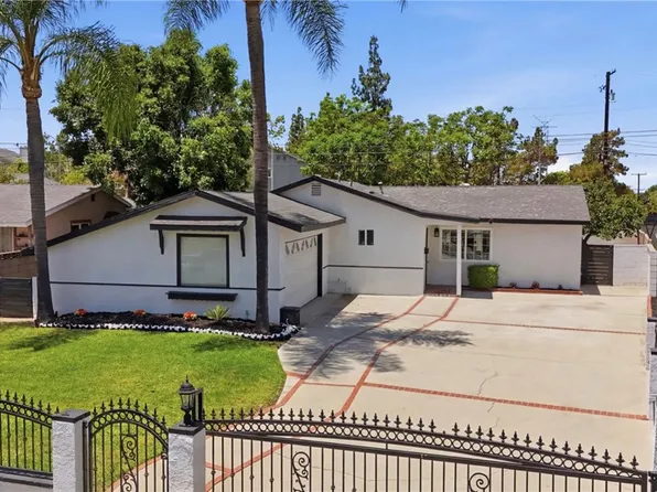 18543 E Gallarno Dr, Covina, CA 91722