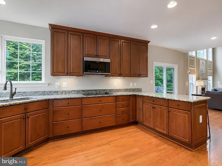23017 Holloway Ct — Photo 18