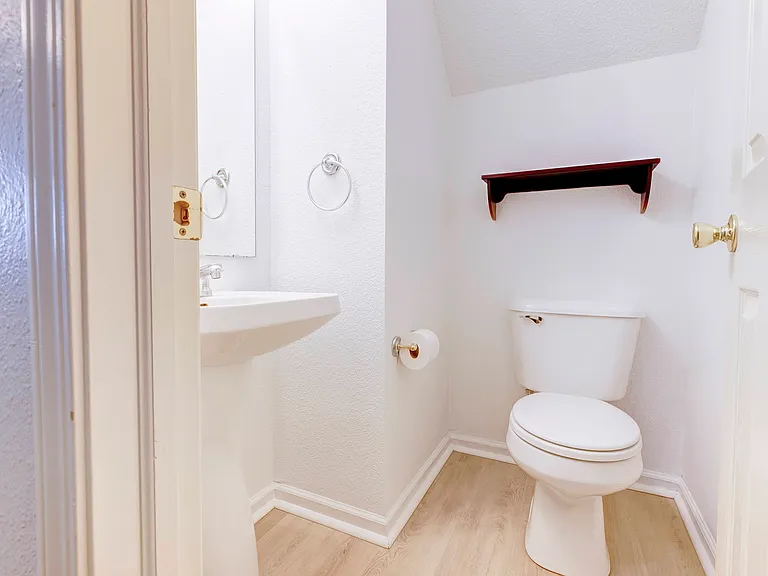 348 Atherton Dr — Photo 29