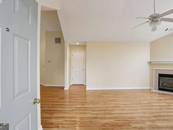 4th image of 2191 Rockbridge Rd APT 1301