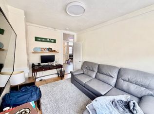 161 Endicott St APT 4, Boston, MA 02113