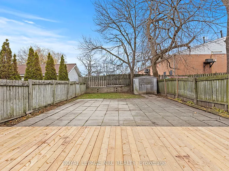 22 Denistoun St — Photo 41