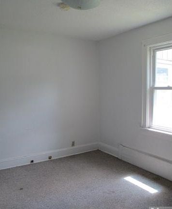 4th image of 851 8th Ave S