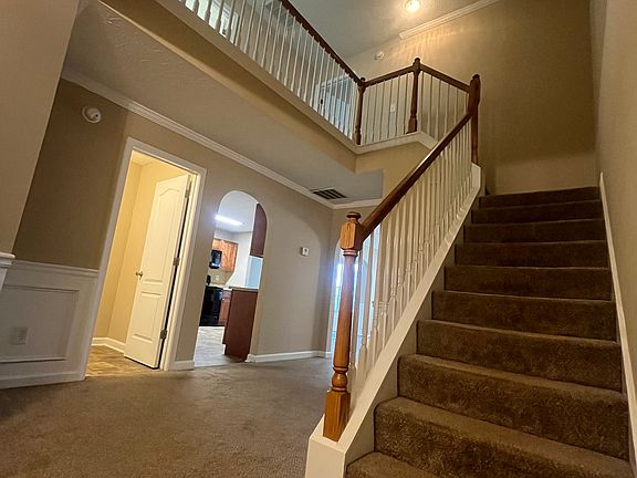 2nd image of 7411 Garnet Dr