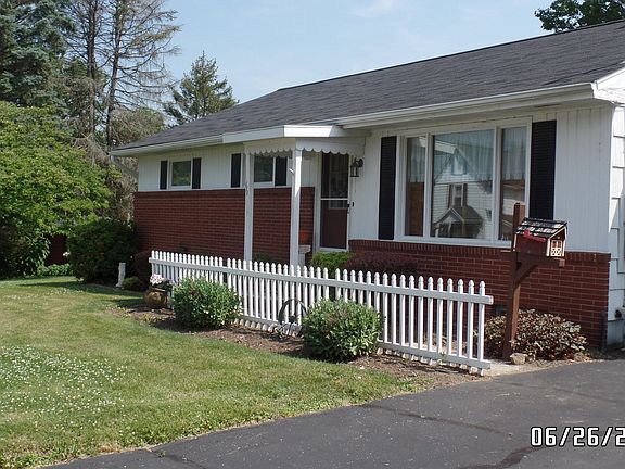 4th image of 111 Edgewood Ave