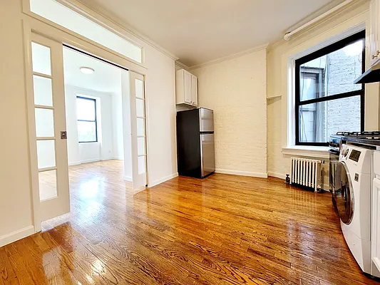 Rented by Kleier Residential | media 4