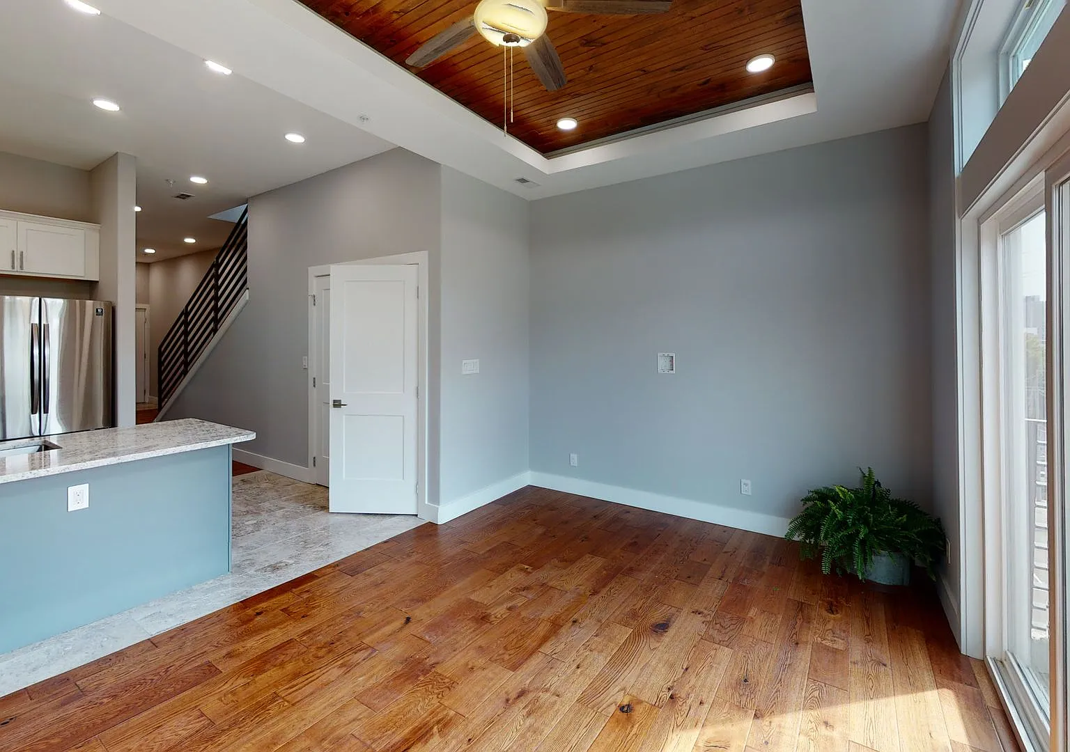 Waitlist for Aug2027Jul2028 Now Open! |3BR/3BA Premium Condo Near UTK — Photo 3