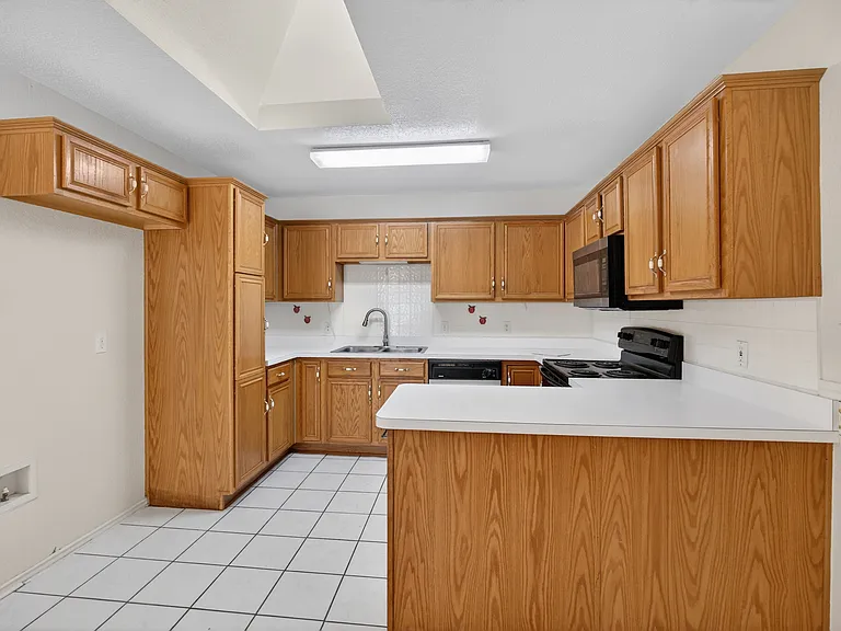 7016 Snowivy Ct — Photo 21