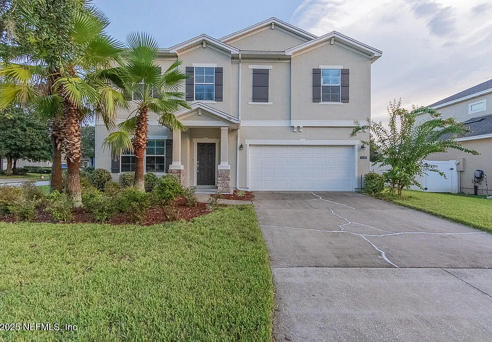 4586 Temple Lakes Dr