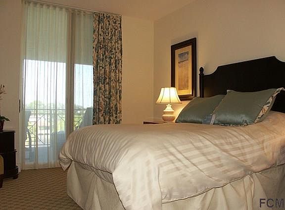 3rd image of 102 Yacht Harbor Dr Unit 370