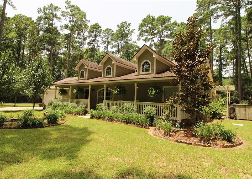 1st image of 125 Oak Pine Dr