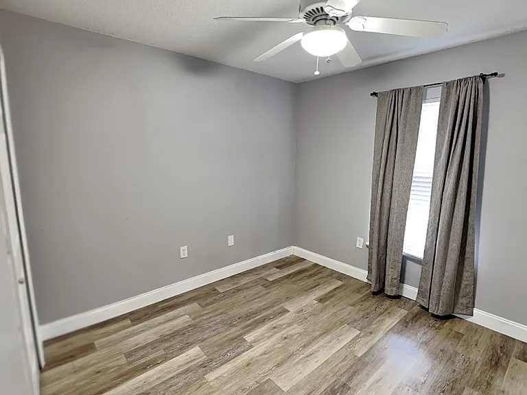 3512 Stonefield Dr — Photo 13
