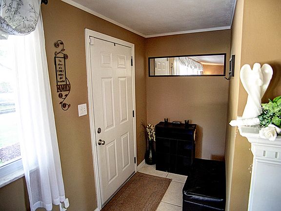 3rd image of 2057 Bonnie Dale Dr