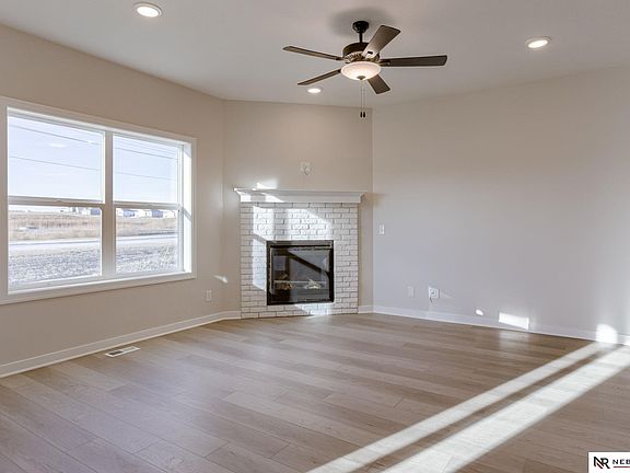 5th image of 11326 Portage Cir