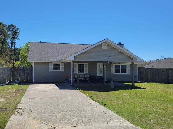 616 Old Spanish Trl, Waveland, MS 39576