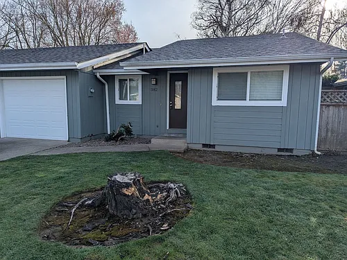 341-394 Aaron Ct NE Photo 1