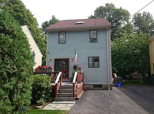 158 Brook Farm Rd, West Roxbury, MA 02132