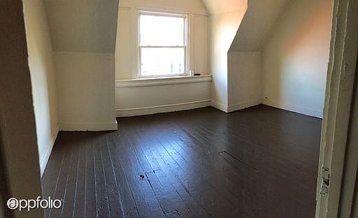 2nd image of 128 N Plum St