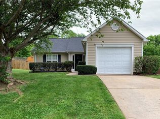 4 Crape Myrtle Cir, Browns Summit, NC 27214