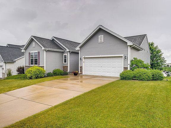 2nd image of 120 W Chapel Royal Dr