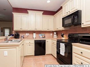 682 Fall Creek Dr, Baton Rouge, LA 70810