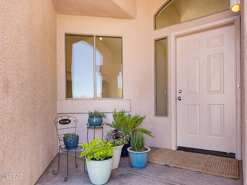 1st image of 8898 E La Palma Dr