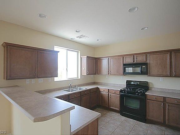 5th image of 9285 Cabin Cove Ave #0