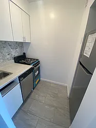 515 East 82nd Street, #5A