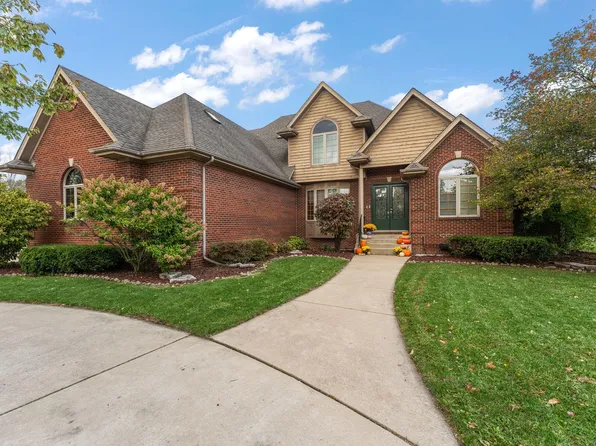 1021 Westminster Ln, Munster, IN 46321