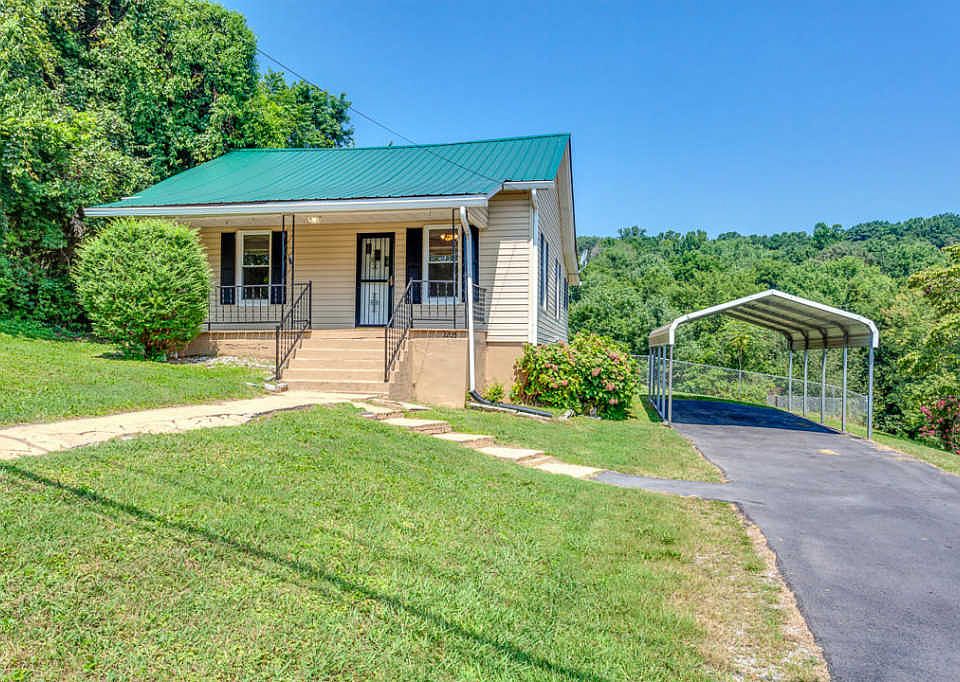 1st image of 2205 Houstonia Dr