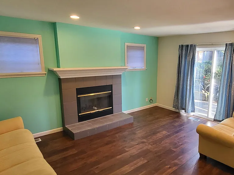 6222 31st Ave NE — Photo 10